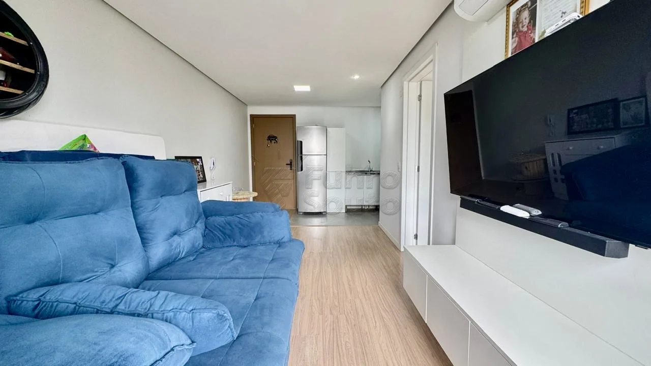Comprar Apartamento / Padr&atilde;o em Pelotas R$ 470.000,00 - Foto 6