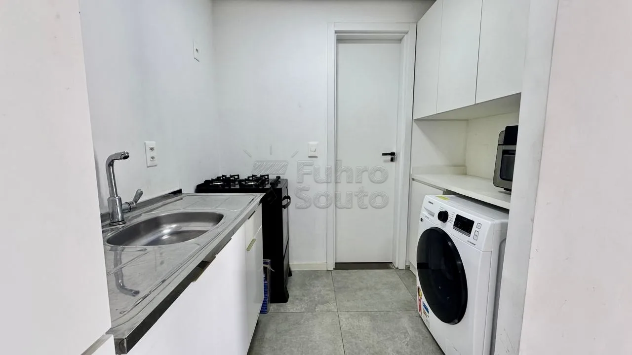 Comprar Apartamento / Padr&atilde;o em Pelotas R$ 470.000,00 - Foto 7