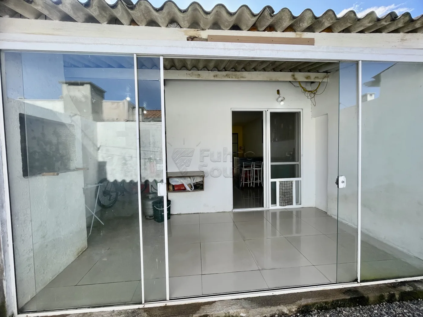 Comprar Casa / Condom&iacute;nio em Pelotas R$ 217.600,00 - Foto 2