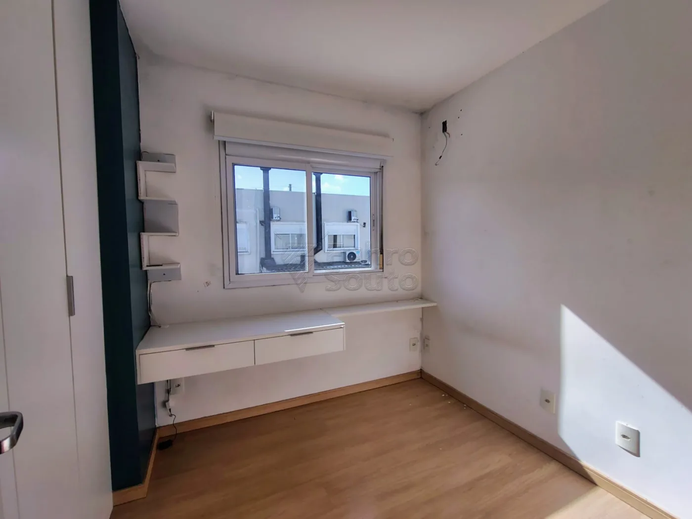Comprar Casa / Condom&iacute;nio em Pelotas R$ 575.000,00 - Foto 8