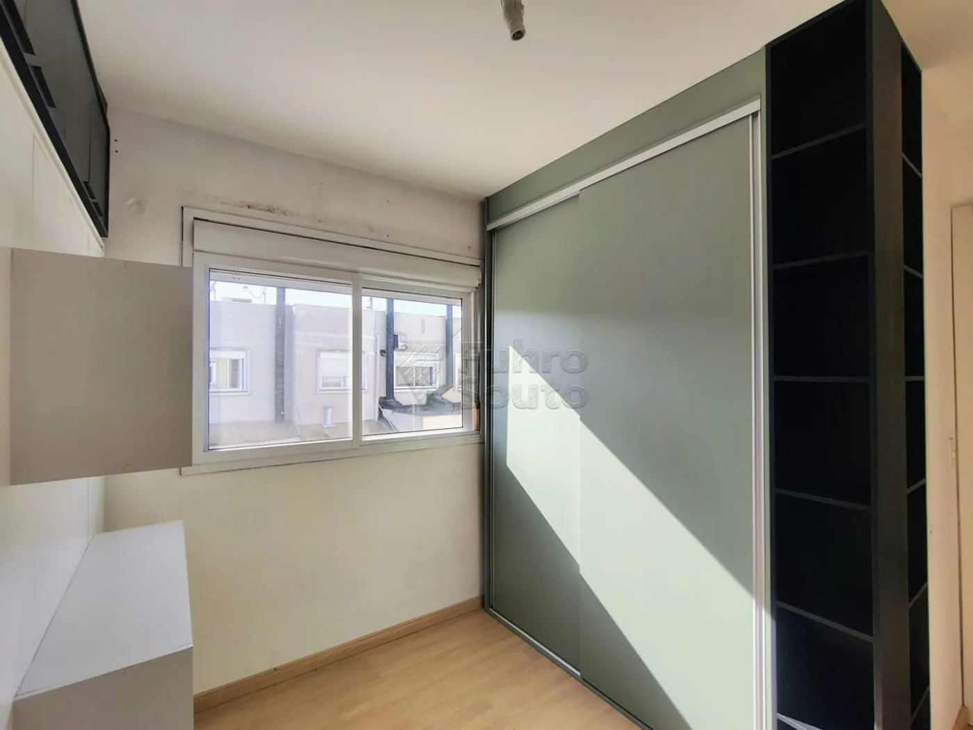 Comprar Casa / Condom&iacute;nio em Pelotas R$ 575.000,00 - Foto 10