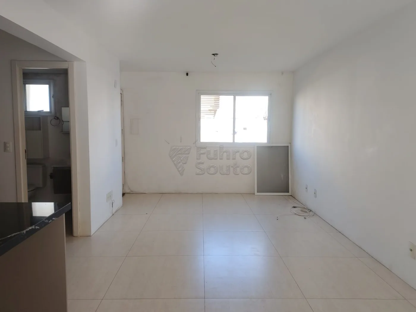 Comprar Casa / Condom&iacute;nio em Pelotas R$ 575.000,00 - Foto 2