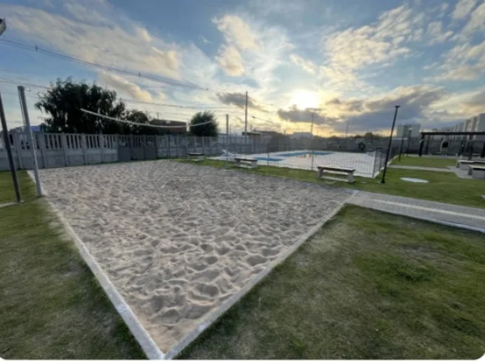 Comprar Apartamento / Padr&atilde;o em Pelotas R$ 135.000,00 - Foto 8