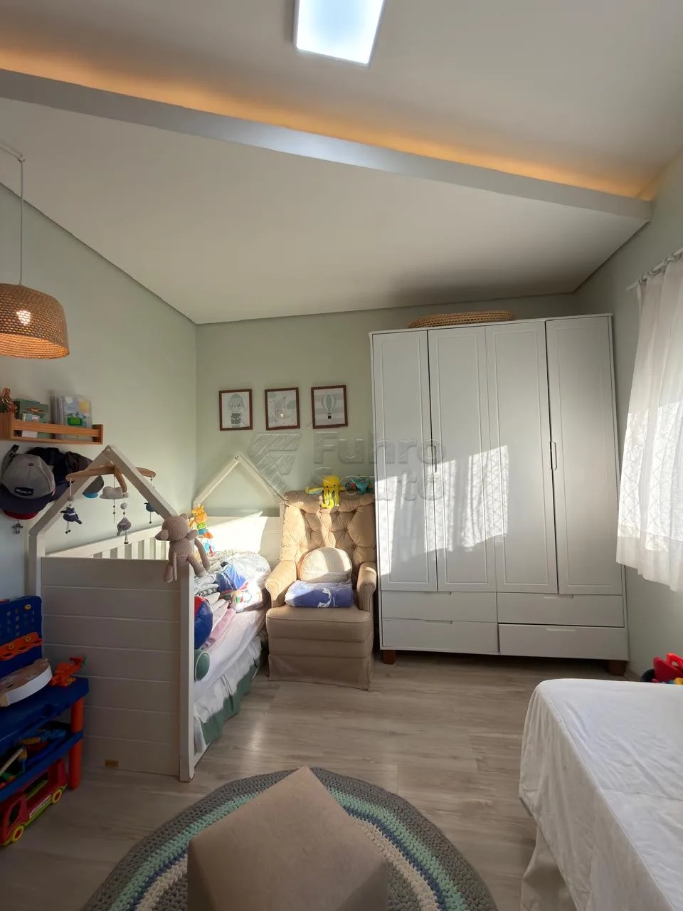 Comprar Casa / Padr&atilde;o em Pelotas R$ 790.000,00 - Foto 7