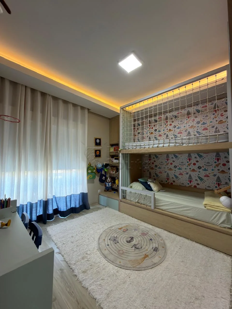 Comprar Casa / Padr&atilde;o em Pelotas R$ 790.000,00 - Foto 8