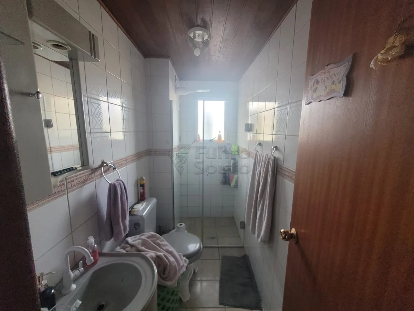 Comprar Apartamento / Padr&atilde;o em Pelotas R$ 320.000,00 - Foto 6