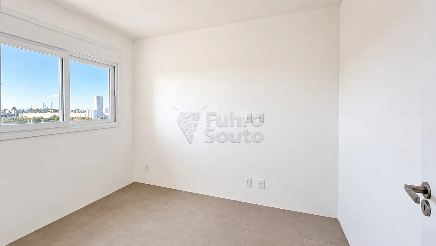 Comprar Apartamento / Padr&atilde;o em Pelotas R$ 480.000,00 - Foto 1