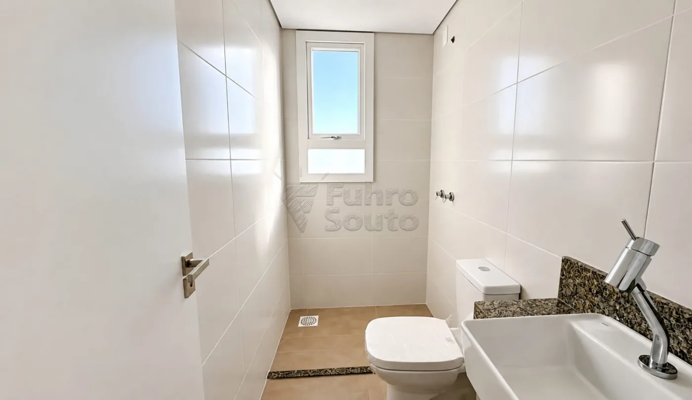 Comprar Apartamento / Padr&atilde;o em Pelotas R$ 480.000,00 - Foto 8