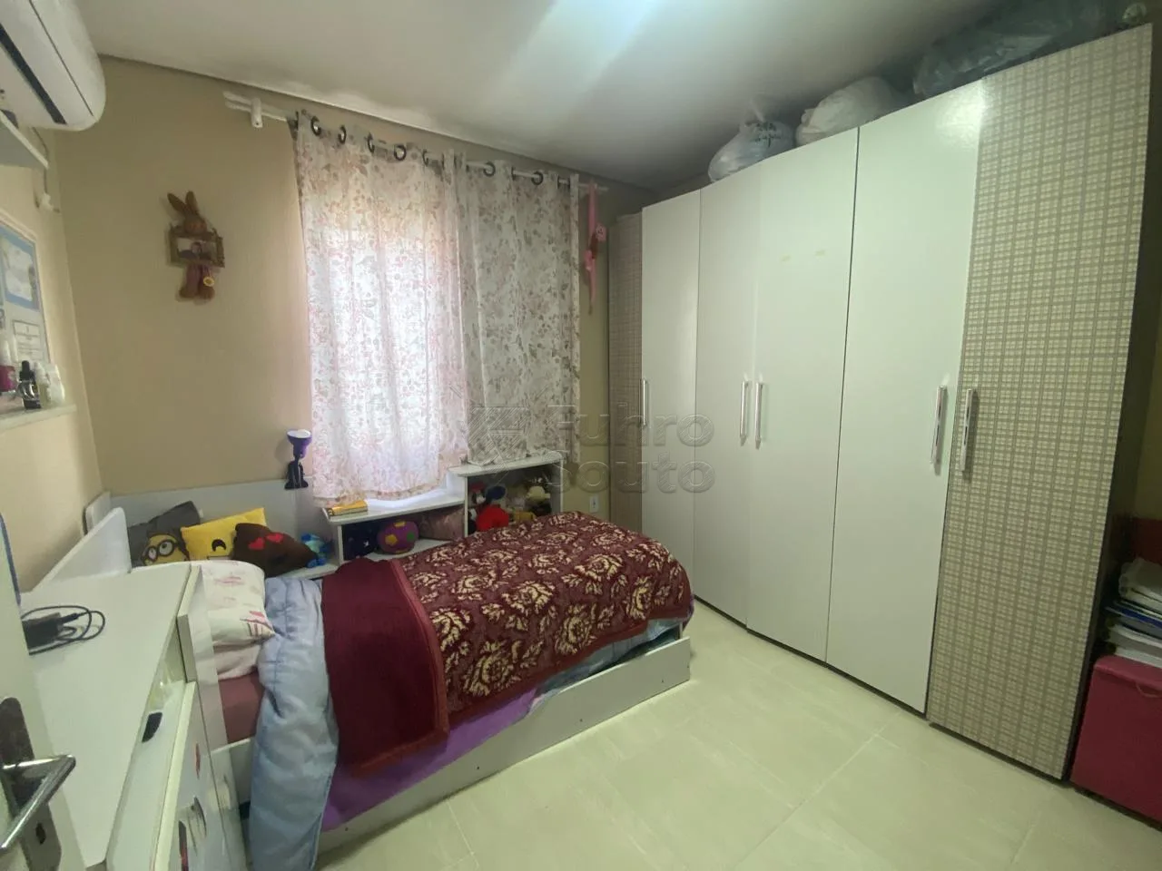 Comprar Casa / Padr&atilde;o em Pelotas R$ 213.000,00 - Foto 5