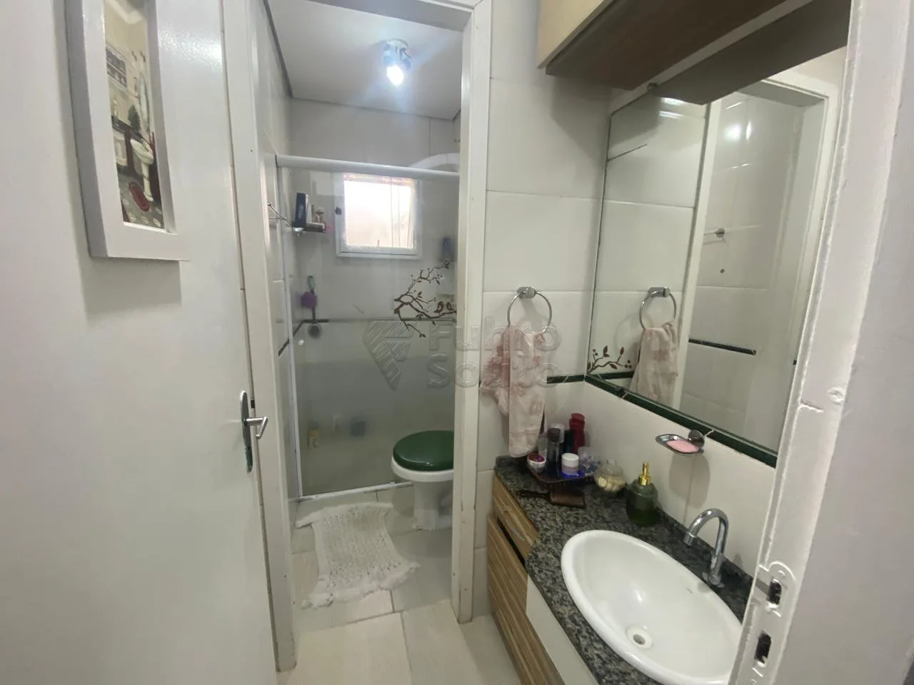 Comprar Casa / Padr&atilde;o em Pelotas R$ 213.000,00 - Foto 7