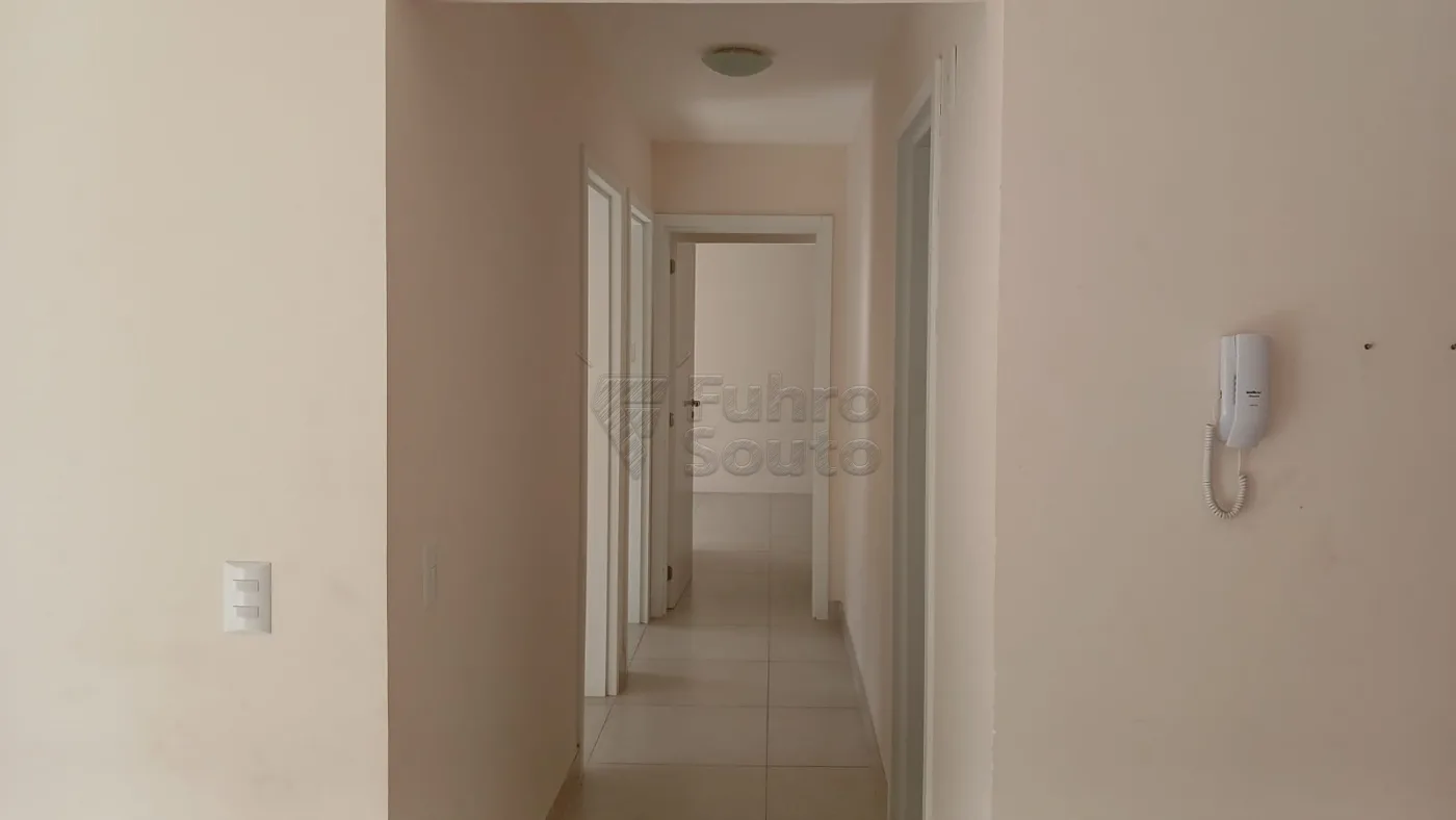 Comprar Apartamento / Padr&atilde;o em Pelotas R$ 510.000,00 - Foto 7