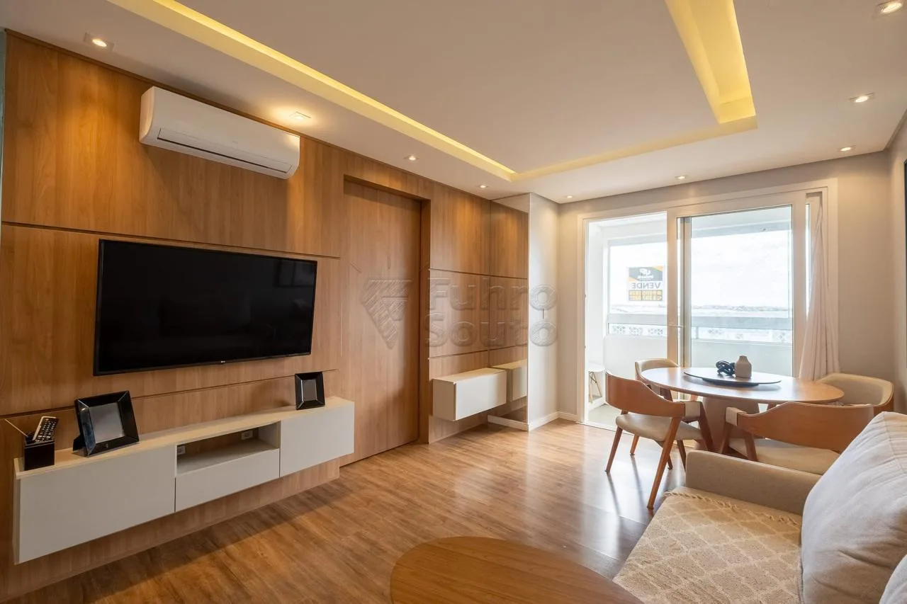 Comprar Apartamento / Padr&atilde;o em Pelotas R$ 520.000,00 - Foto 11