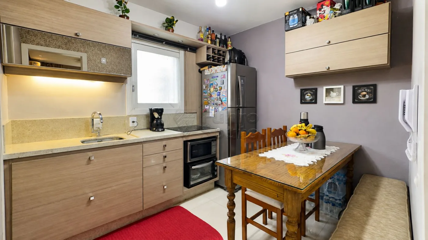 Comprar Apartamento / Padr&atilde;o em Pelotas R$ 270.000,00 - Foto 3