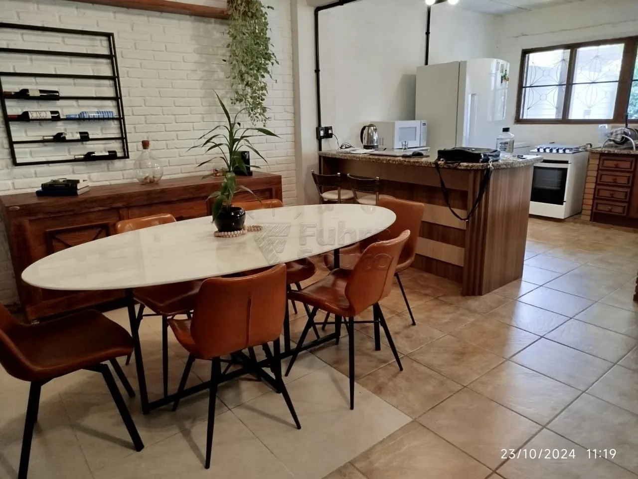 Comprar Casa / Padr&atilde;o em Pelotas R$ 690.000,00 - Foto 4