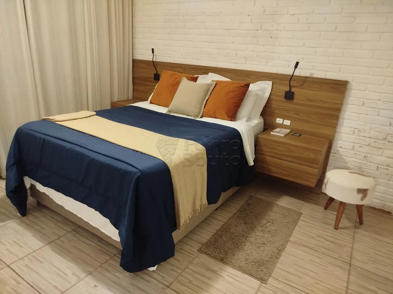 Comprar Casa / Padr&atilde;o em Pelotas R$ 690.000,00 - Foto 5