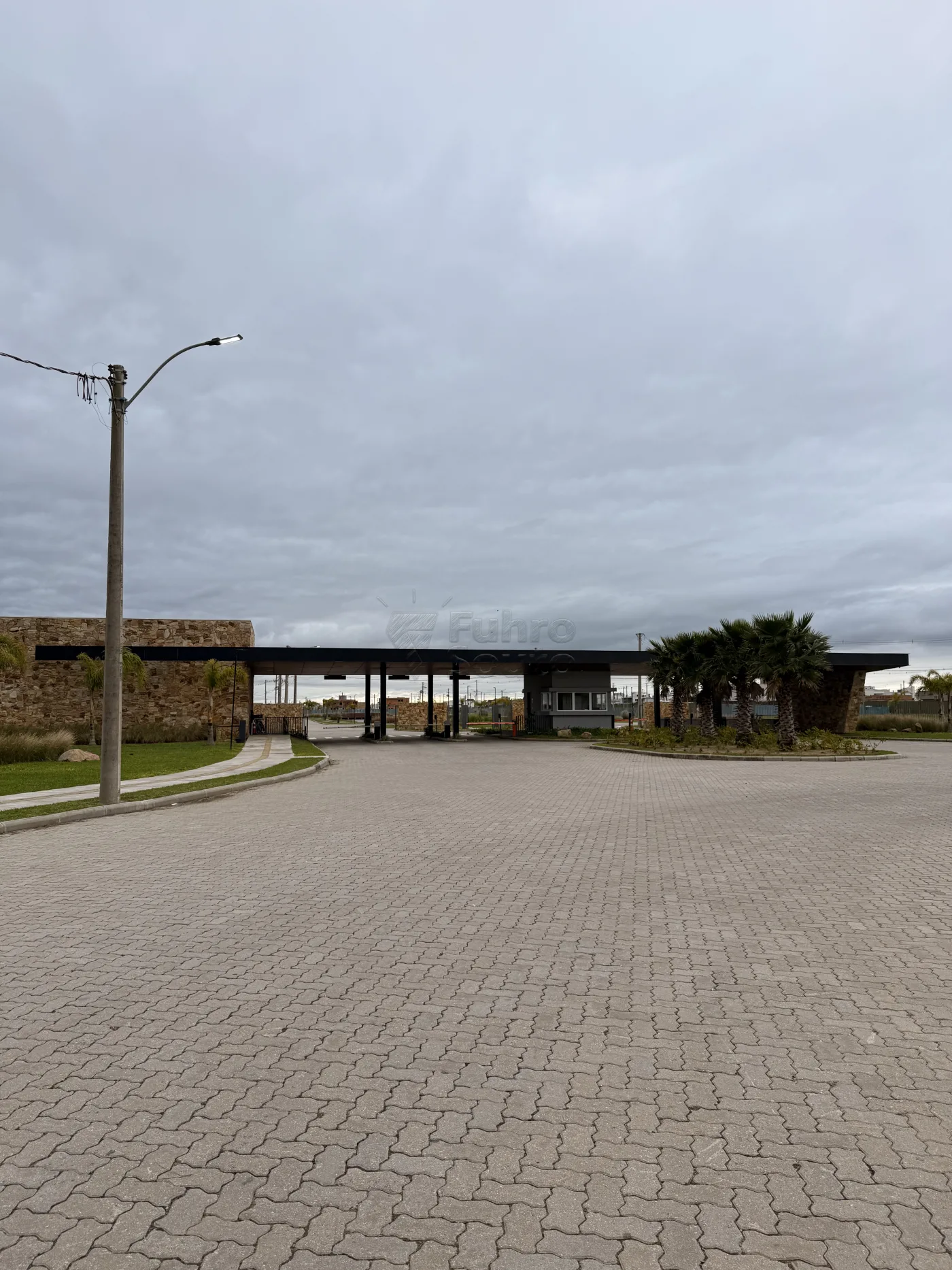 Comprar Terreno / Condom&iacute;nio em Pelotas R$ 310.000,00 - Foto 4