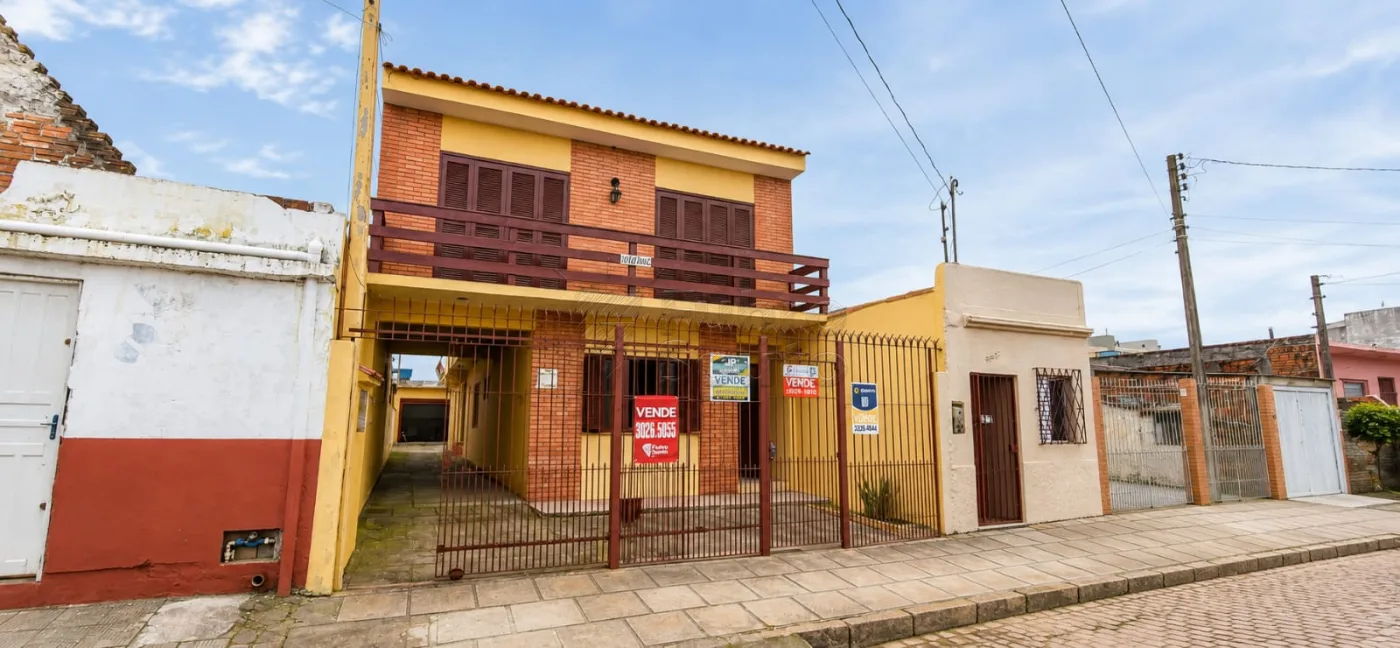 Comprar Casa / Padr&atilde;o em Pelotas R$ 450.000,00 - Foto 20
