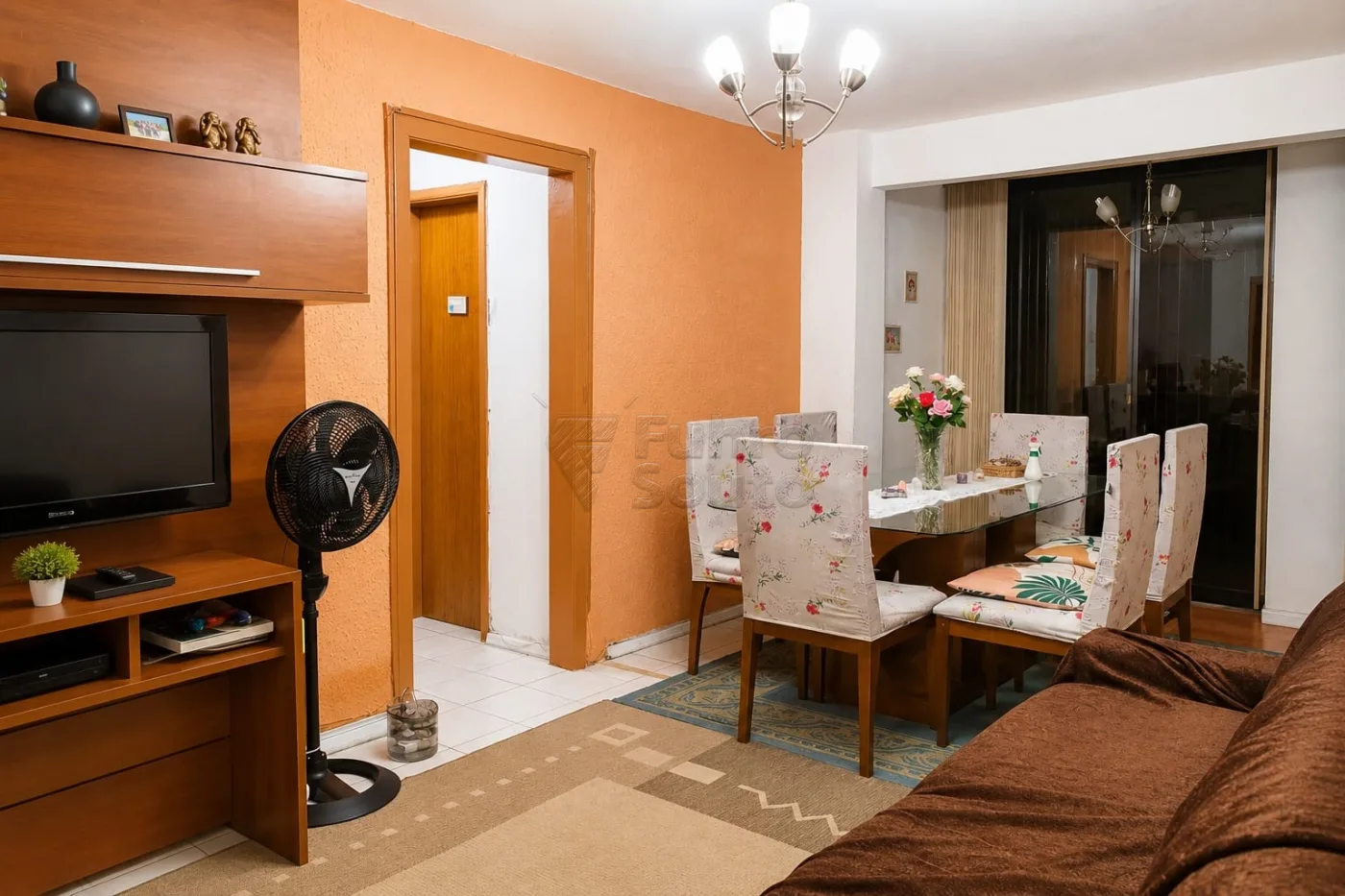 Comprar Apartamento / Padr&atilde;o em Pelotas R$ 170.000,00 - Foto 1