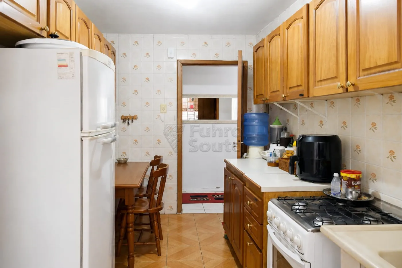 Comprar Apartamento / Padr&atilde;o em Pelotas R$ 170.000,00 - Foto 6