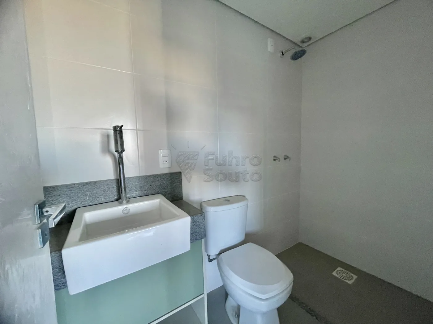 Comprar Apartamento / Padr&atilde;o em Pelotas R$ 448.000,00 - Foto 7