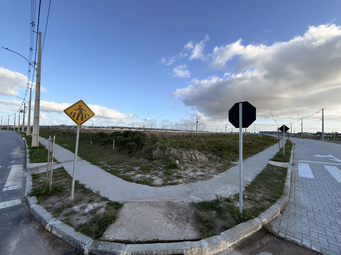 Comprar Terreno / Condom&iacute;nio em Pelotas R$ 250.000,00 - Foto 2