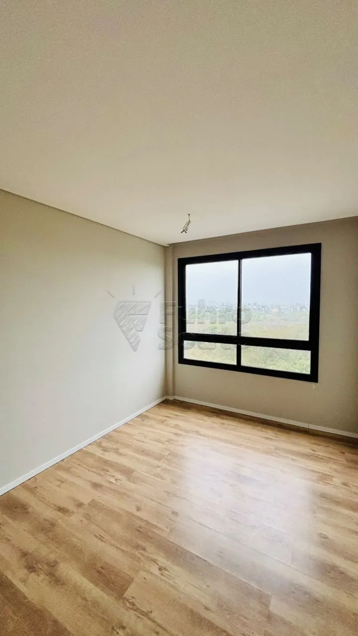 Comprar Apartamento / Padr&atilde;o em Pelotas R$ 450.000,00 - Foto 10