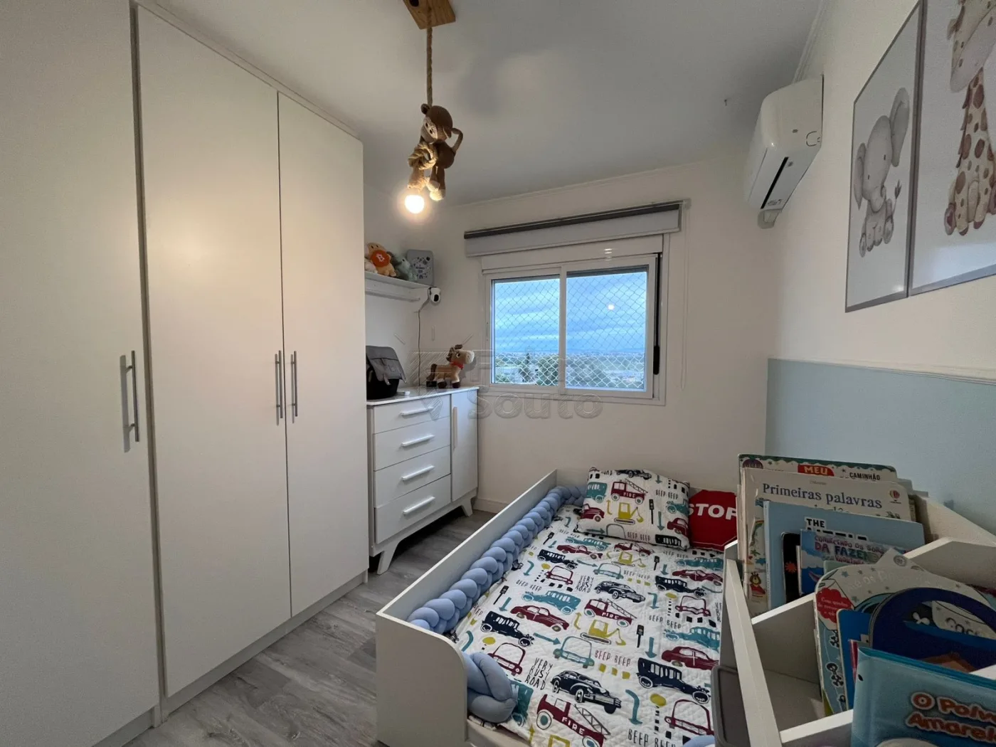 Comprar Apartamento / Padr&atilde;o em Pelotas R$ 399.000,00 - Foto 9