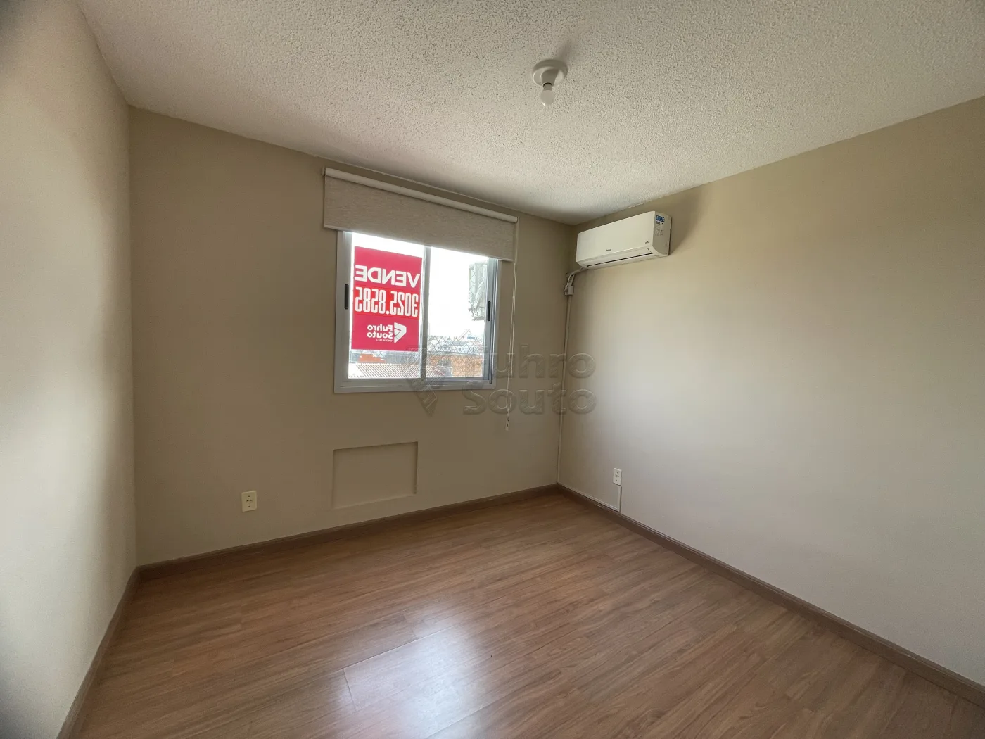 Comprar Apartamento / Padr&atilde;o em Pelotas R$ 178.000,00 - Foto 3