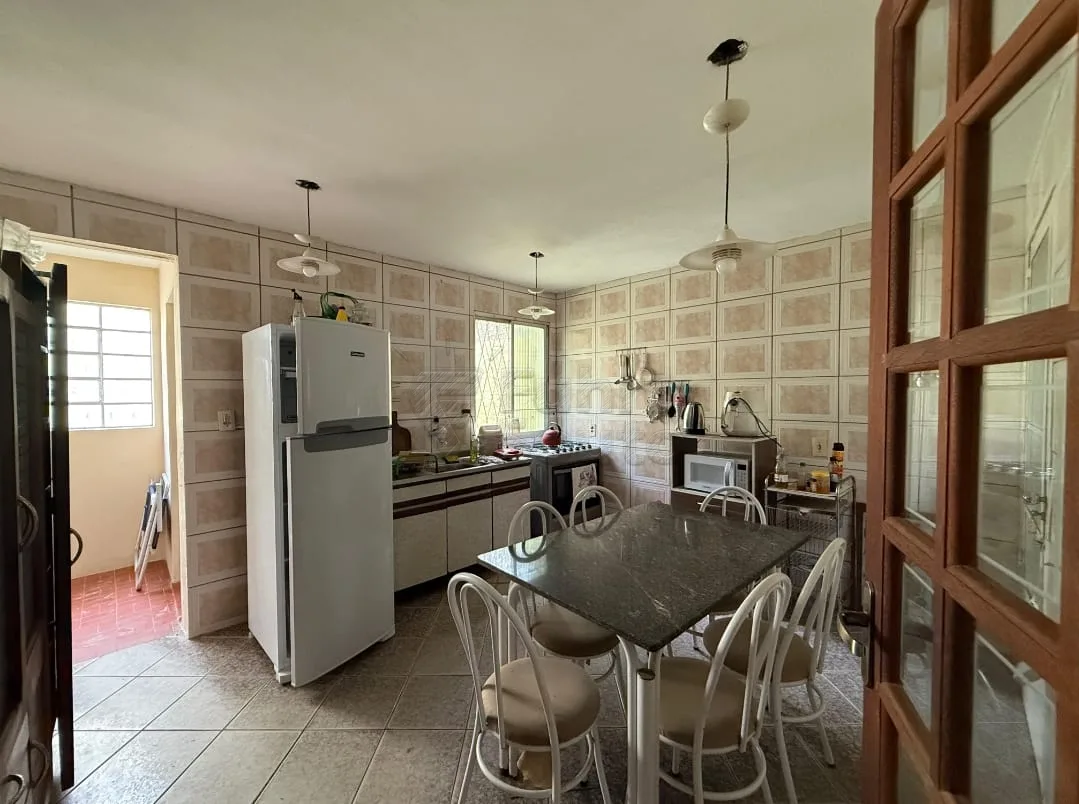 Comprar Casa / Padr&atilde;o em Pelotas R$ 349.000,00 - Foto 3
