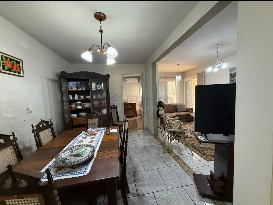 Comprar Casa / Padr&atilde;o em Pelotas R$ 349.000,00 - Foto 1