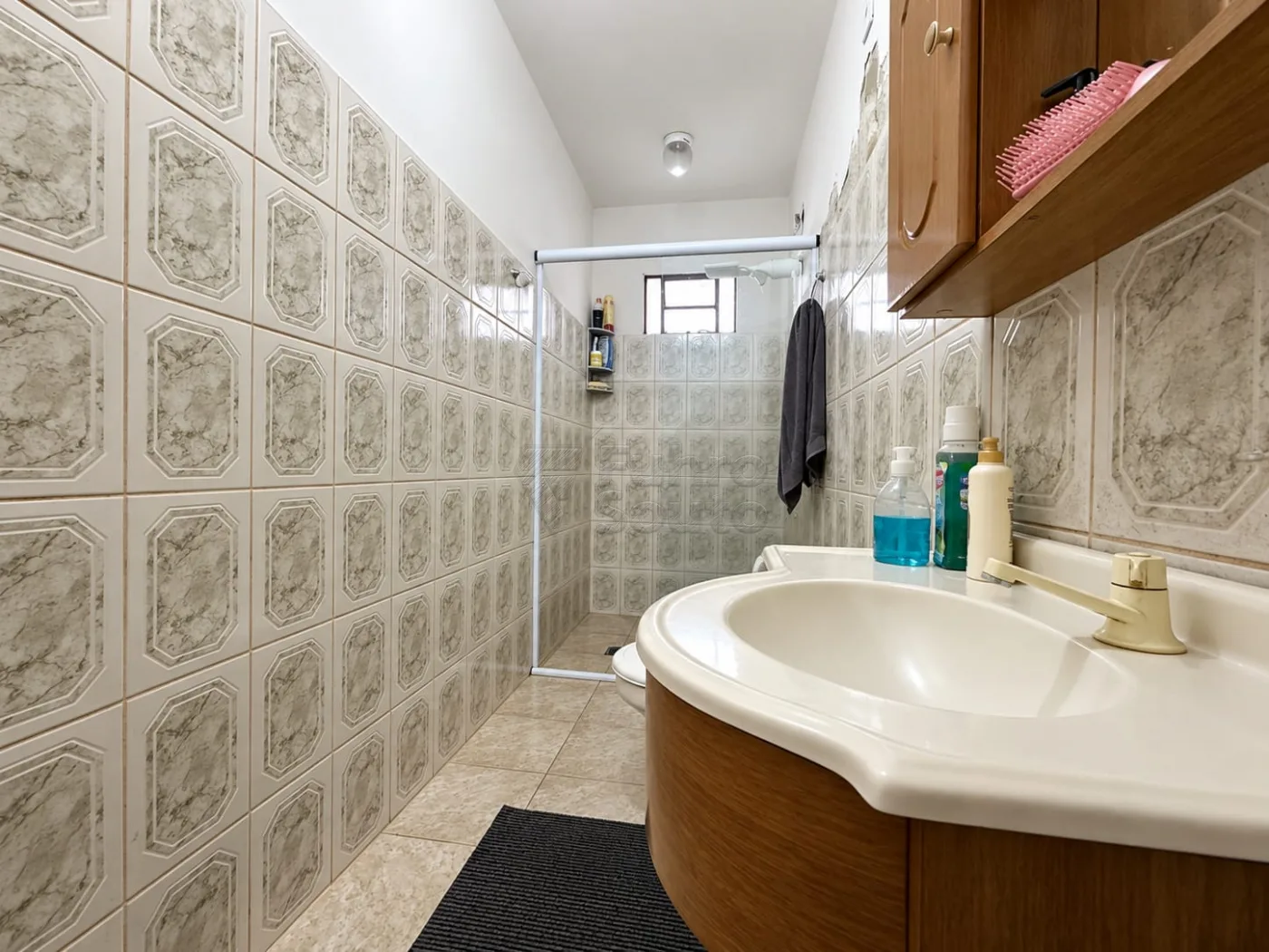 Comprar Casa / Padr&atilde;o em Pelotas R$ 318.000,00 - Foto 4
