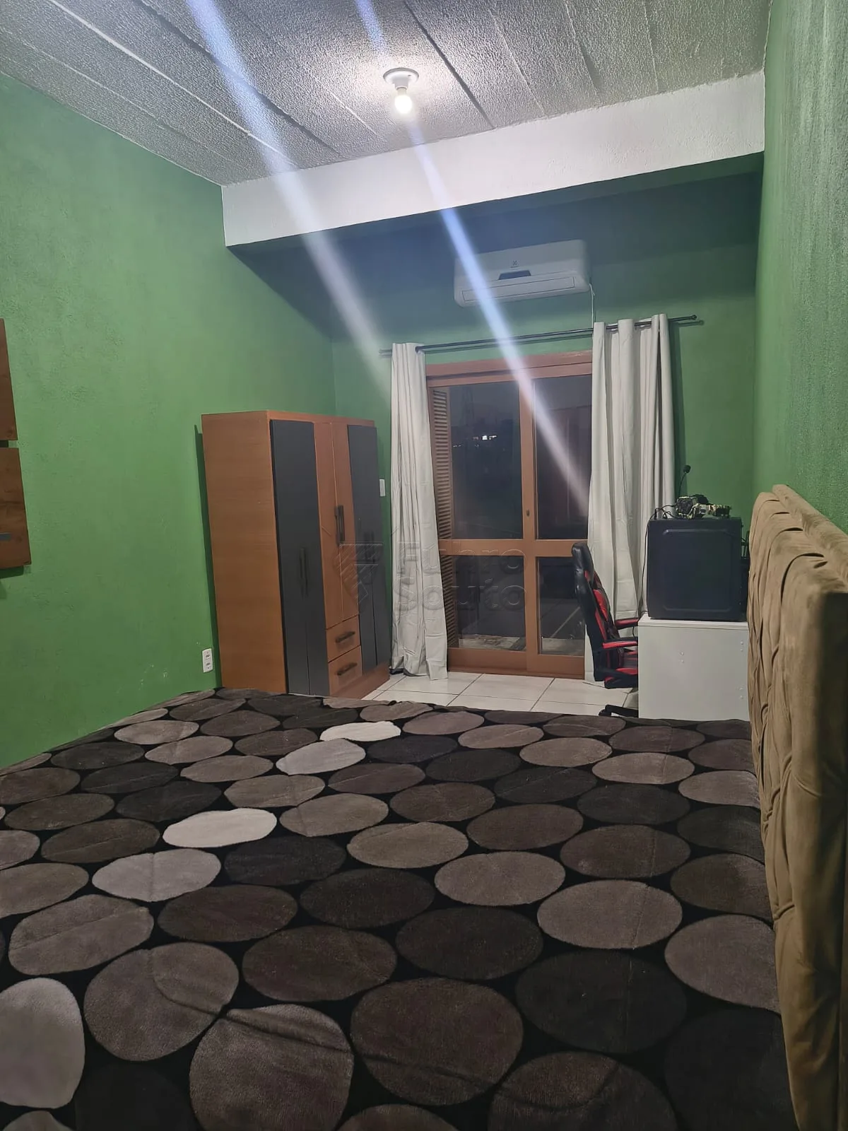 Comprar Casa / Padr&atilde;o em Pelotas R$ 280.000,00 - Foto 6