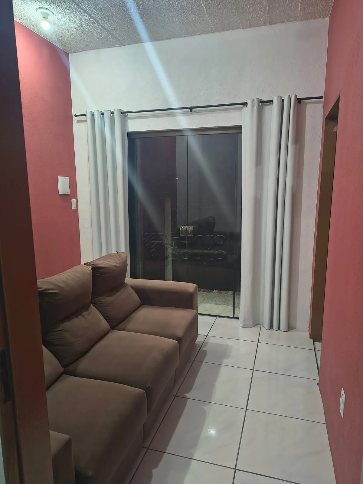 Comprar Casa / Padr&atilde;o em Pelotas R$ 280.000,00 - Foto 8