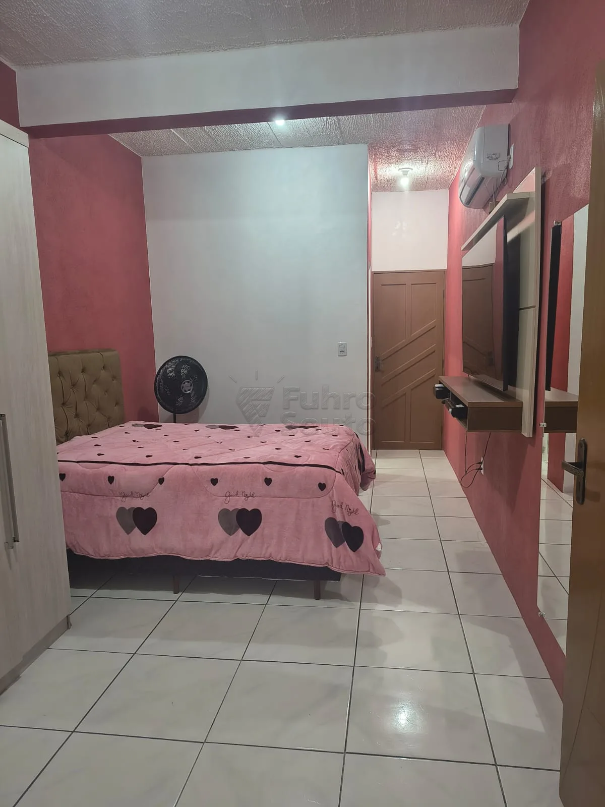 Comprar Casa / Padr&atilde;o em Pelotas R$ 280.000,00 - Foto 17