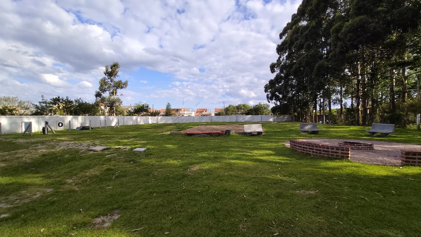 Comprar Apartamento / Padr&atilde;o em Pelotas R$ 150.000,00 - Foto 17