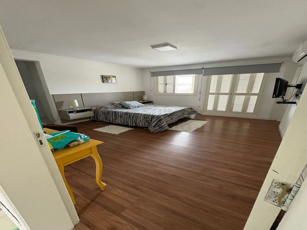 Comprar Casa / Padr&atilde;o em Pelotas R$ 650.000,00 - Foto 9