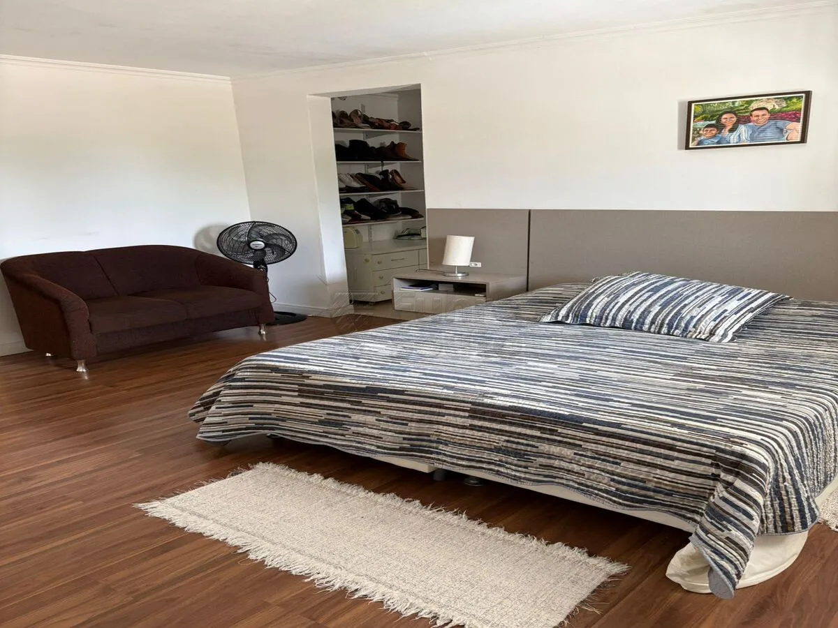 Comprar Casa / Padr&atilde;o em Pelotas R$ 650.000,00 - Foto 8