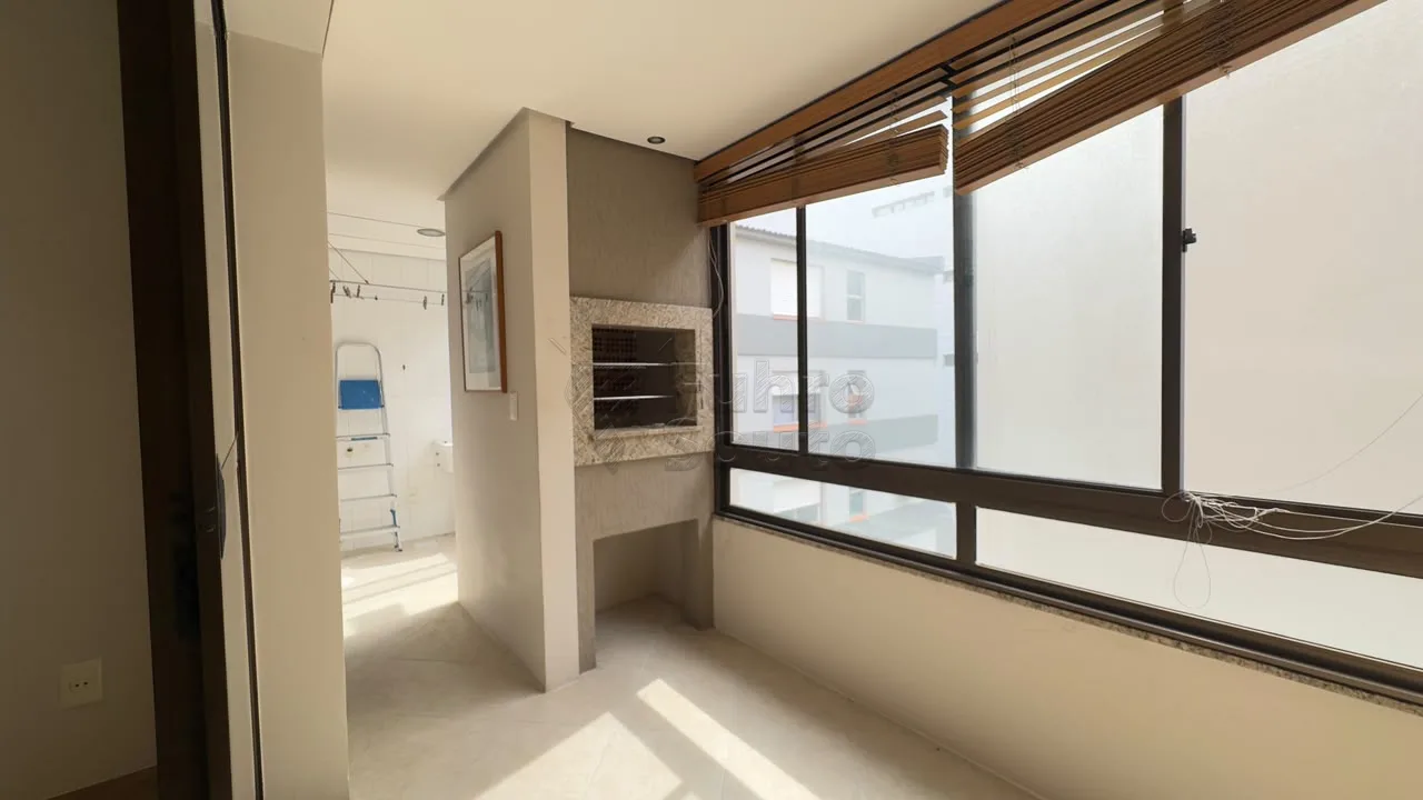 Comprar Apartamento / Padr&atilde;o em Pelotas R$ 728.000,00 - Foto 5