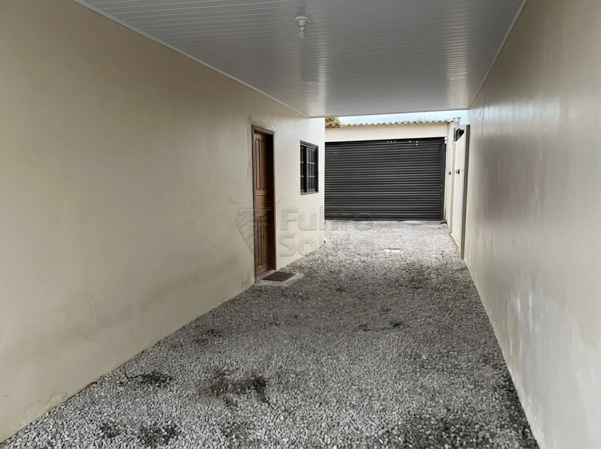 Comprar Casa / Padr&atilde;o em Pelotas R$ 298.000,00 - Foto 10