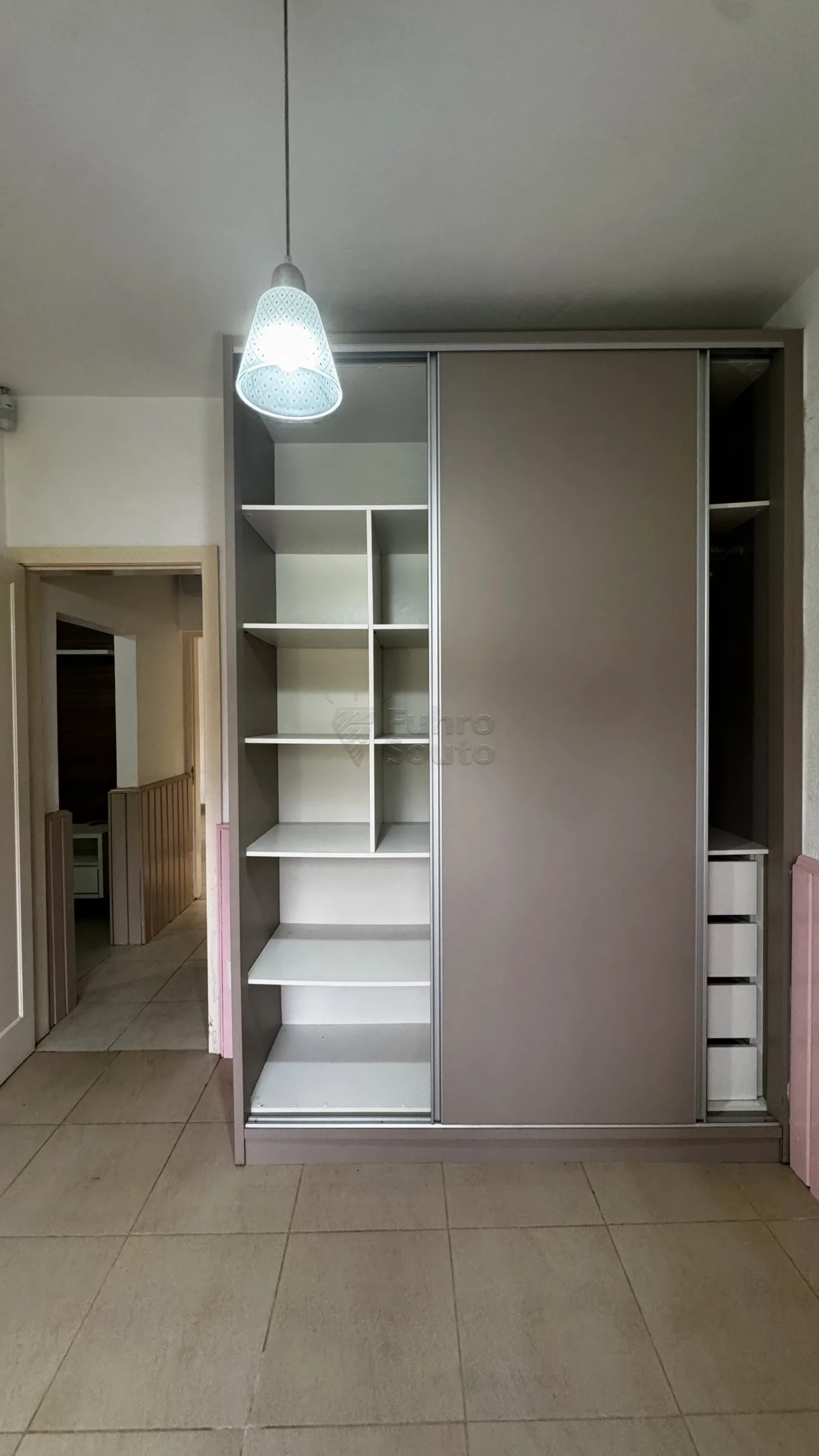 Comprar Casa / Padr&atilde;o em Pelotas R$ 748.000,00 - Foto 7