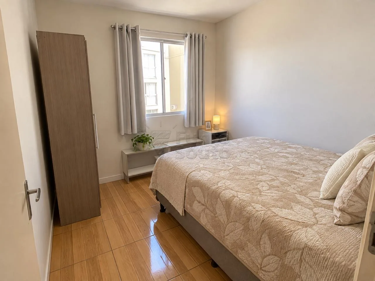 Comprar Apartamento / Padr&atilde;o em Pelotas R$ 189.900,00 - Foto 4