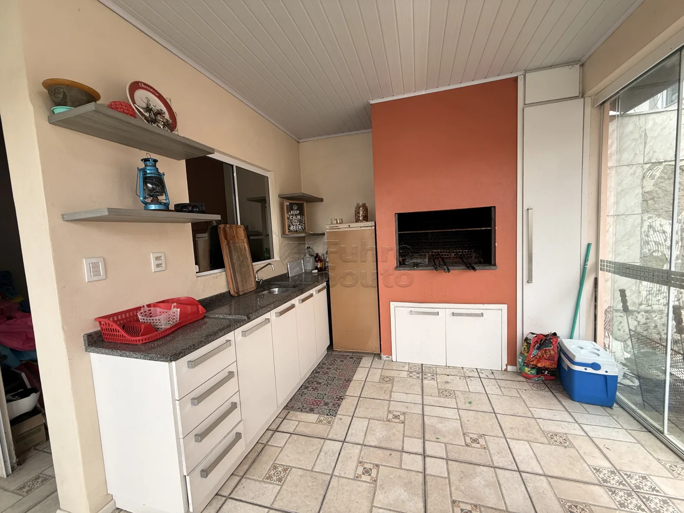 Comprar Casa / Padr&atilde;o em Pelotas R$ 695.000,00 - Foto 7