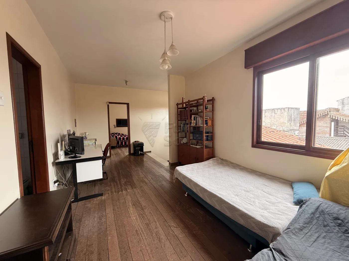 Comprar Casa / Padr&atilde;o em Pelotas R$ 695.000,00 - Foto 12