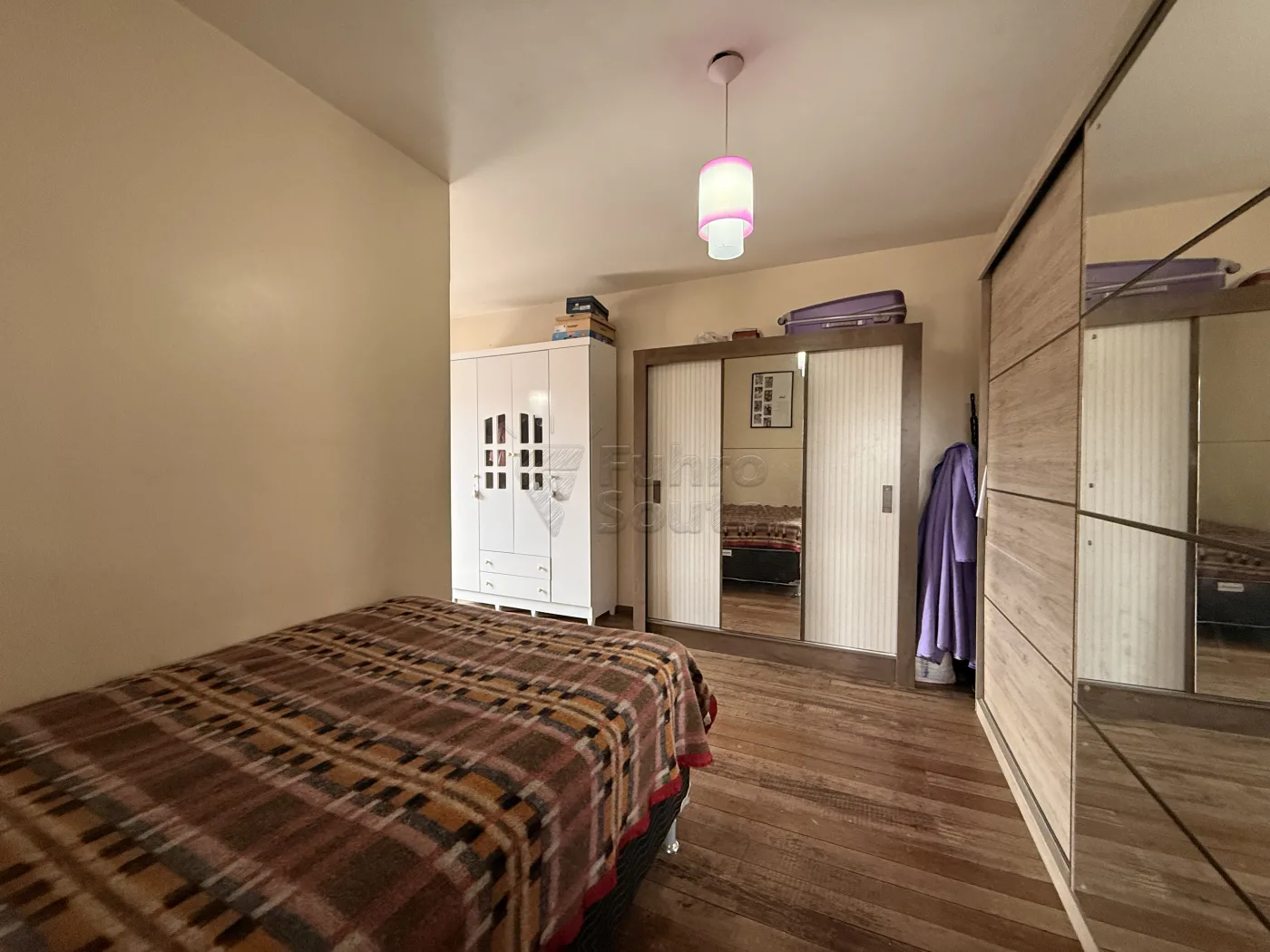 Comprar Casa / Padr&atilde;o em Pelotas R$ 695.000,00 - Foto 15