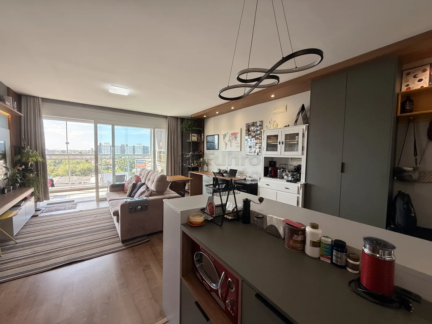 Comprar Apartamento / Padr&atilde;o em Pelotas R$ 710.000,00 - Foto 3