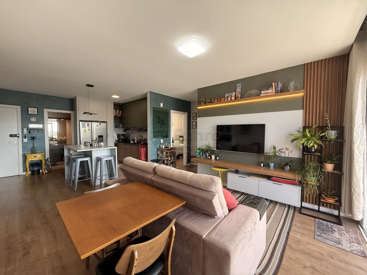 Comprar Apartamento / Padr&atilde;o em Pelotas R$ 710.000,00 - Foto 2