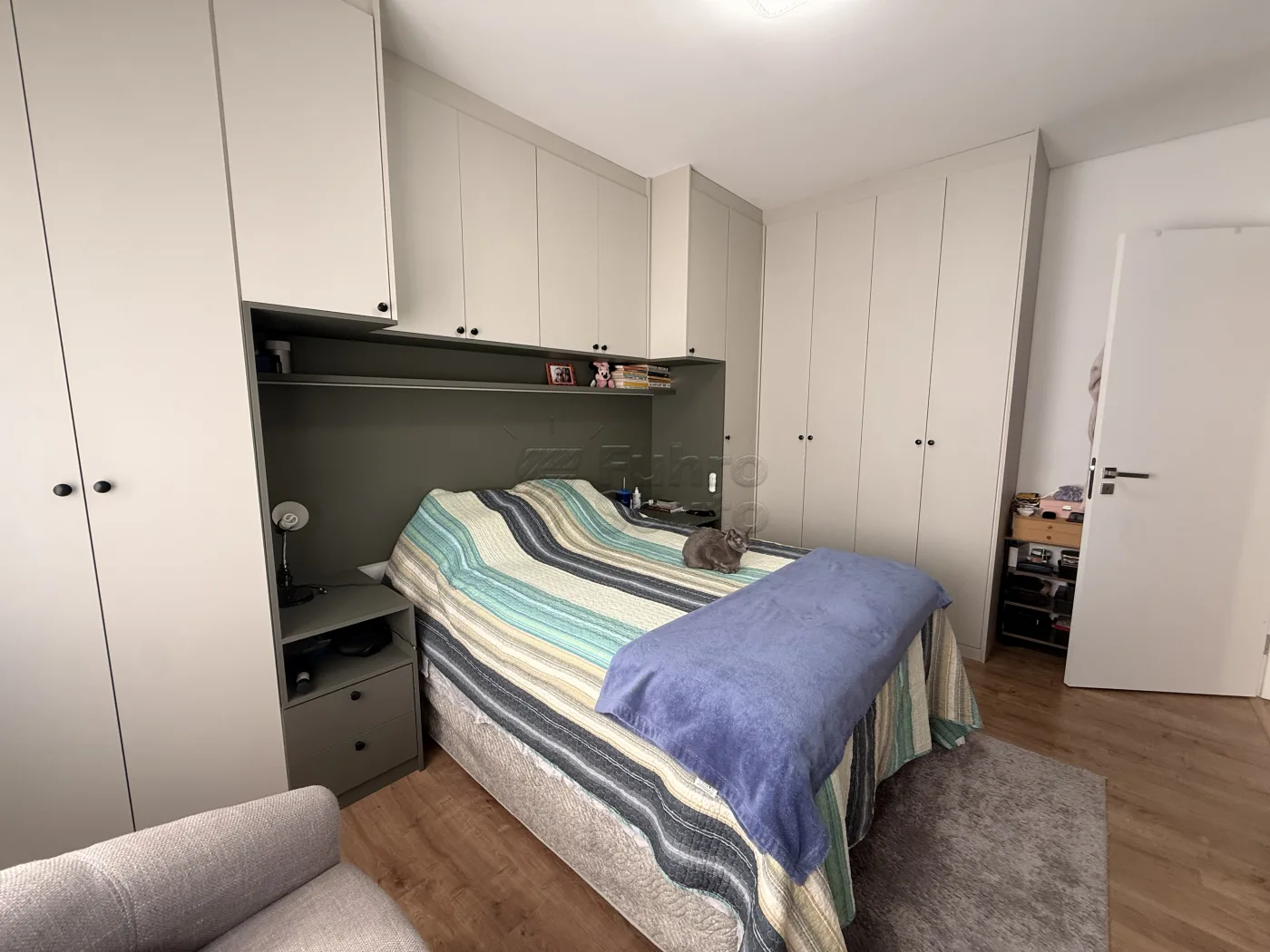 Comprar Apartamento / Padr&atilde;o em Pelotas R$ 710.000,00 - Foto 9
