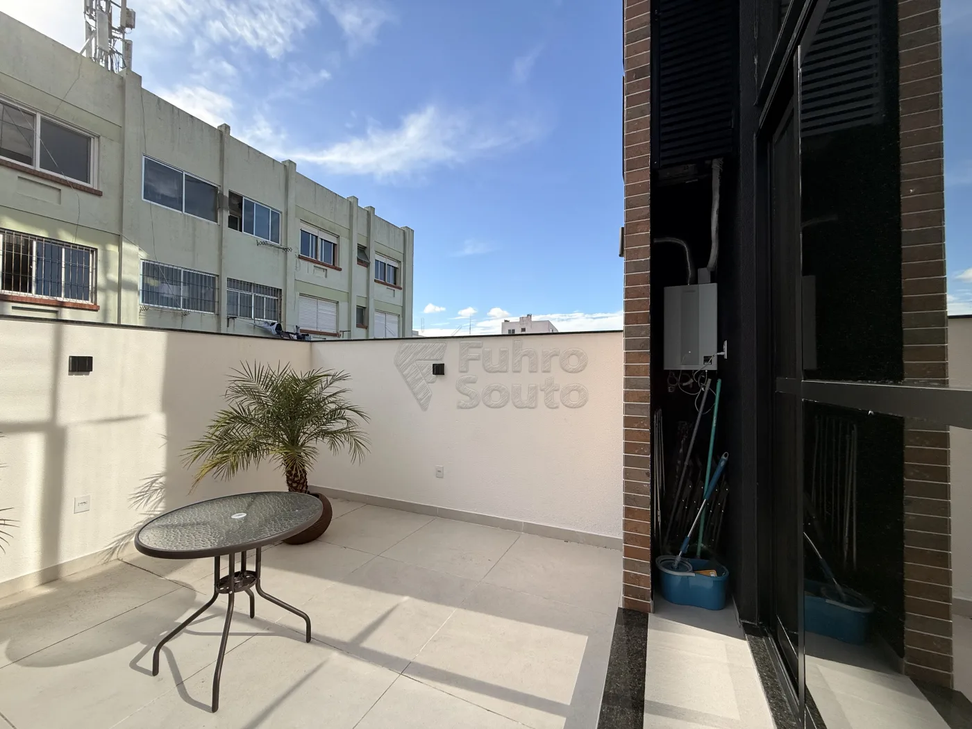 Comprar Apartamento / Padr&atilde;o em Pelotas R$ 498.000,00 - Foto 11