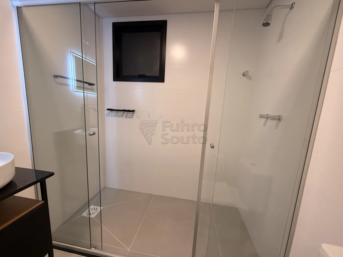Comprar Apartamento / Padr&atilde;o em Pelotas R$ 498.000,00 - Foto 7