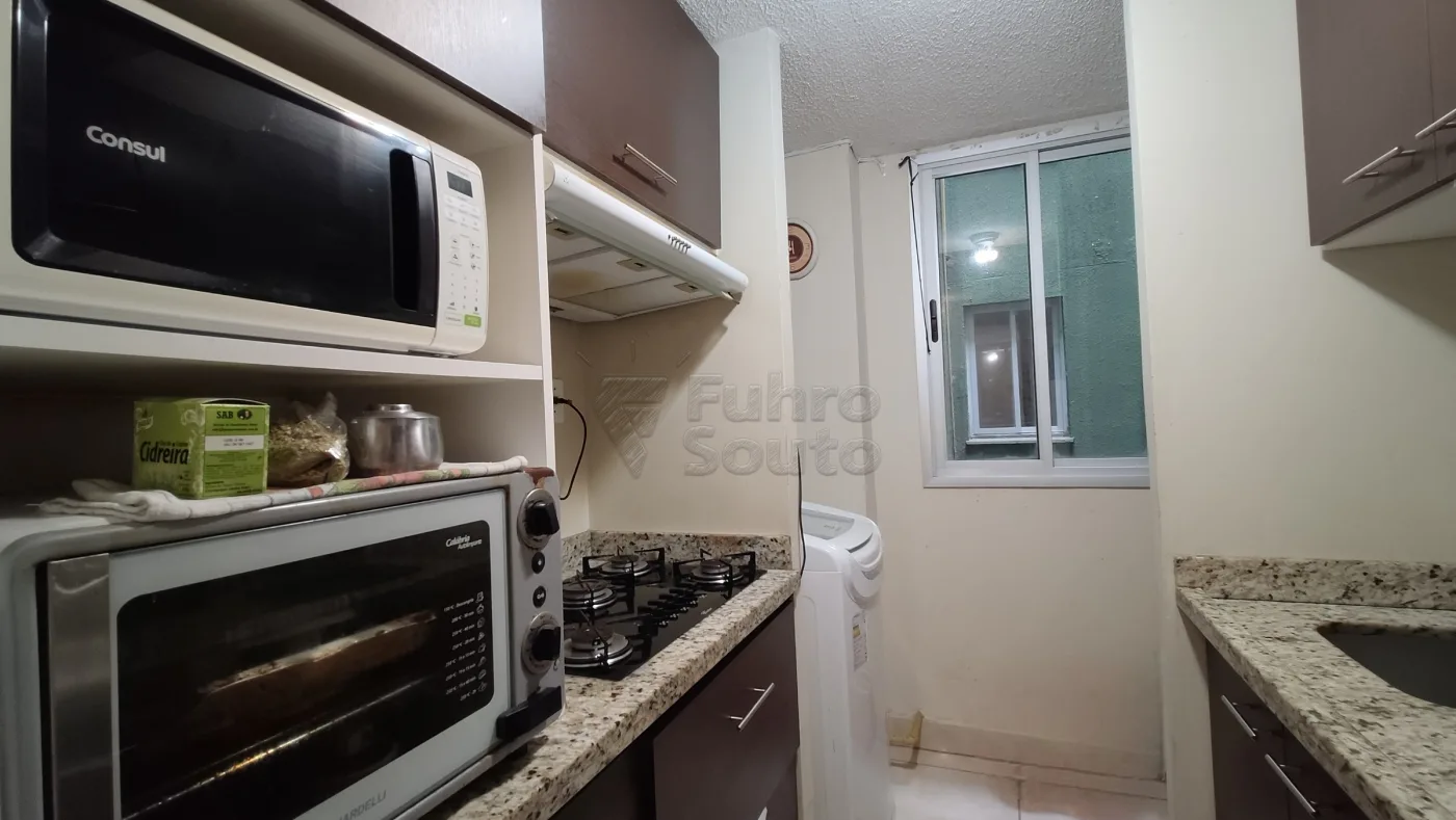 Comprar Apartamento / Padr&atilde;o em Pelotas R$ 190.000,00 - Foto 5
